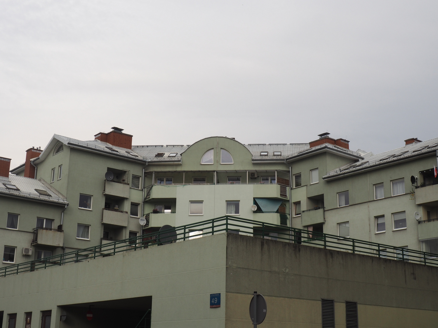 Zdjęcie architektury budynku Budynek mieszkalno-usługowy